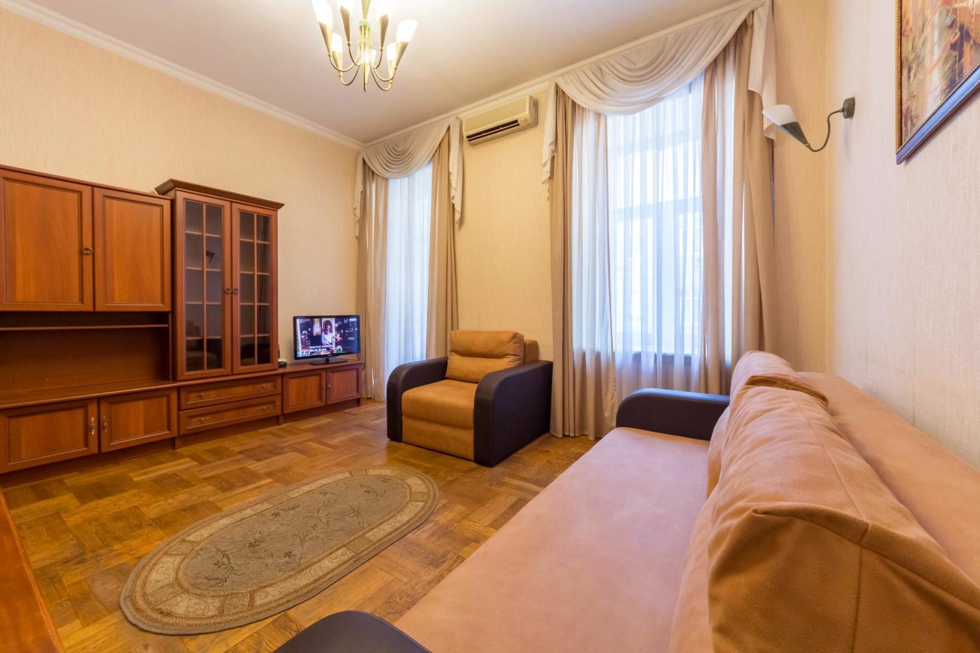 Central Apartments Киев Екстериор снимка