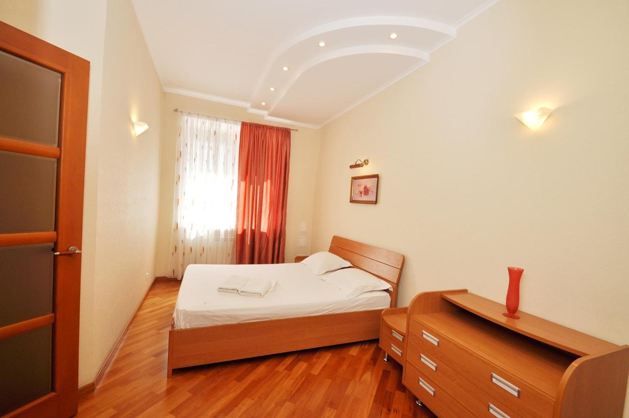 Central Apartments Киев Екстериор снимка