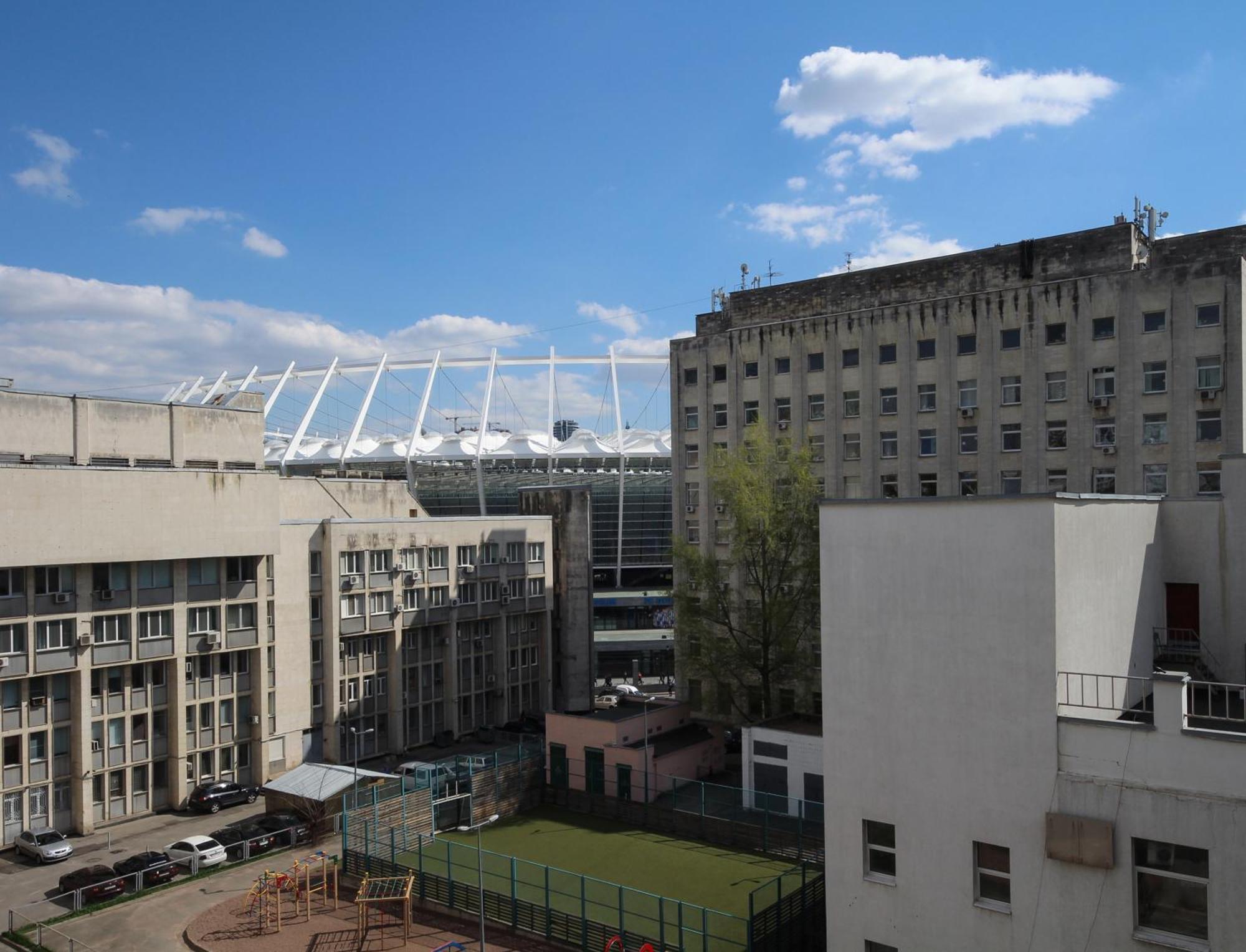 Central Apartments Киев Екстериор снимка