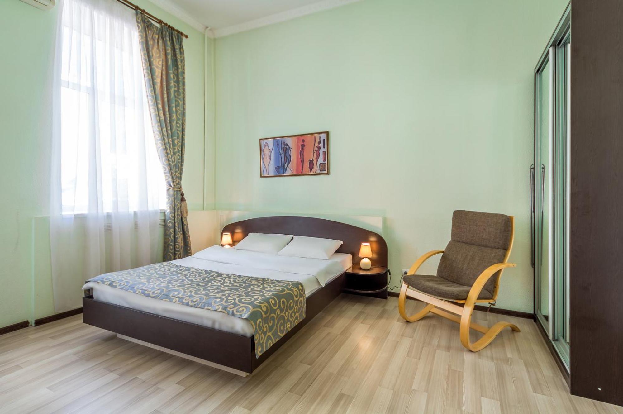 Central Apartments Киев Екстериор снимка