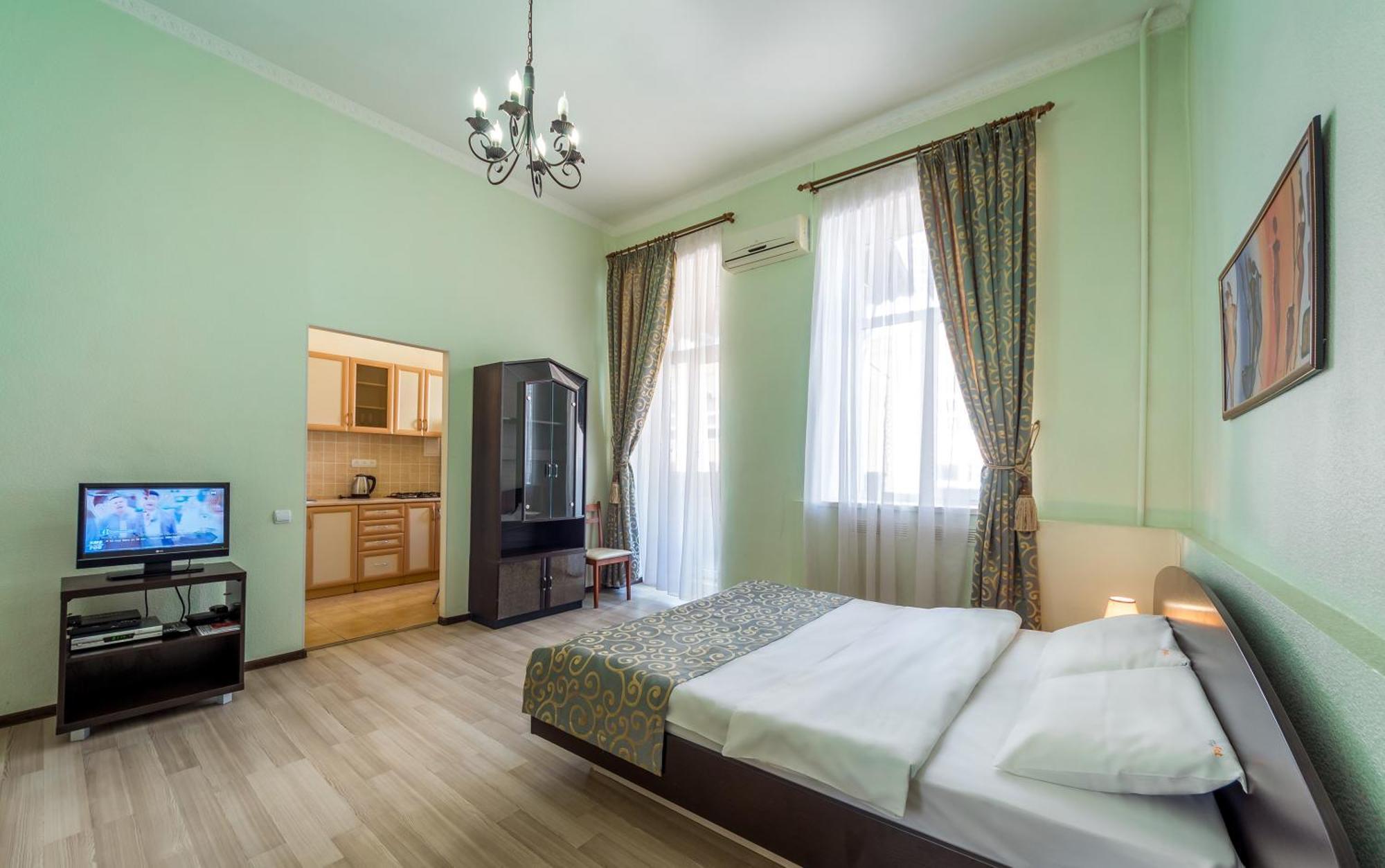 Central Apartments Киев Екстериор снимка