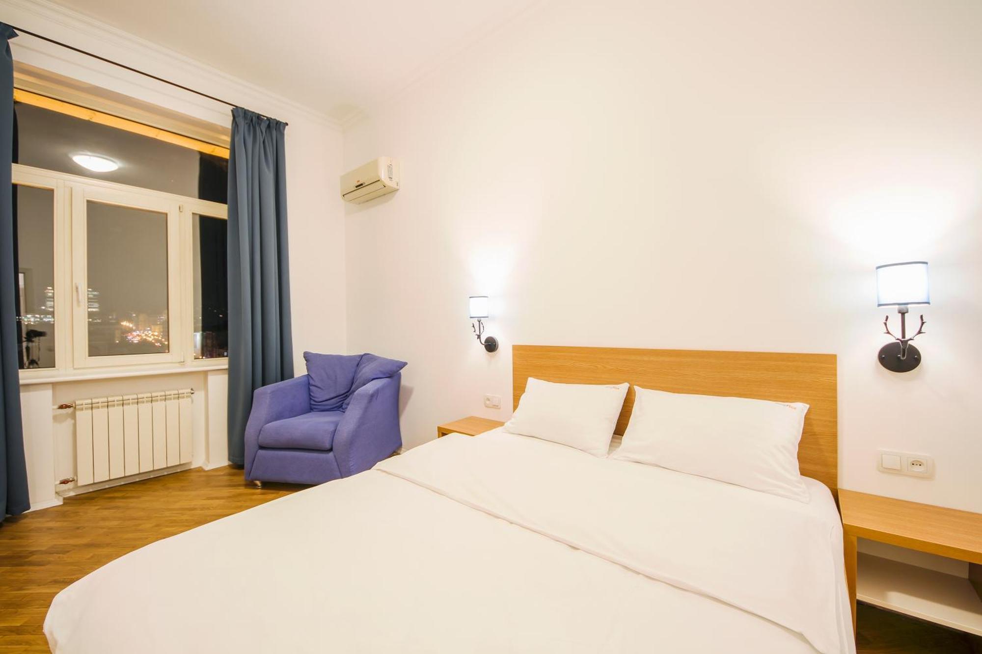 Central Apartments Киев Екстериор снимка