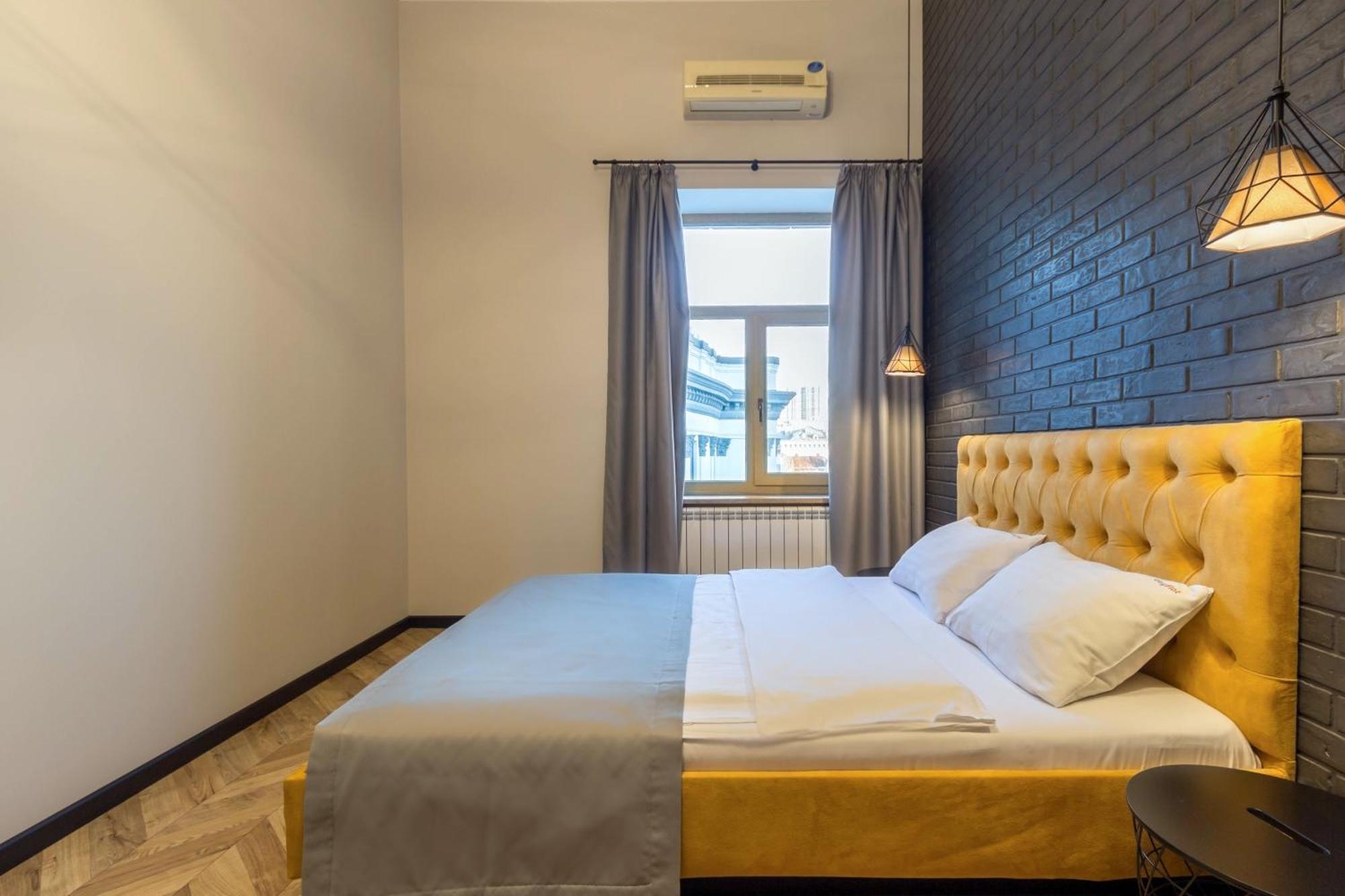 Central Apartments Киев Екстериор снимка